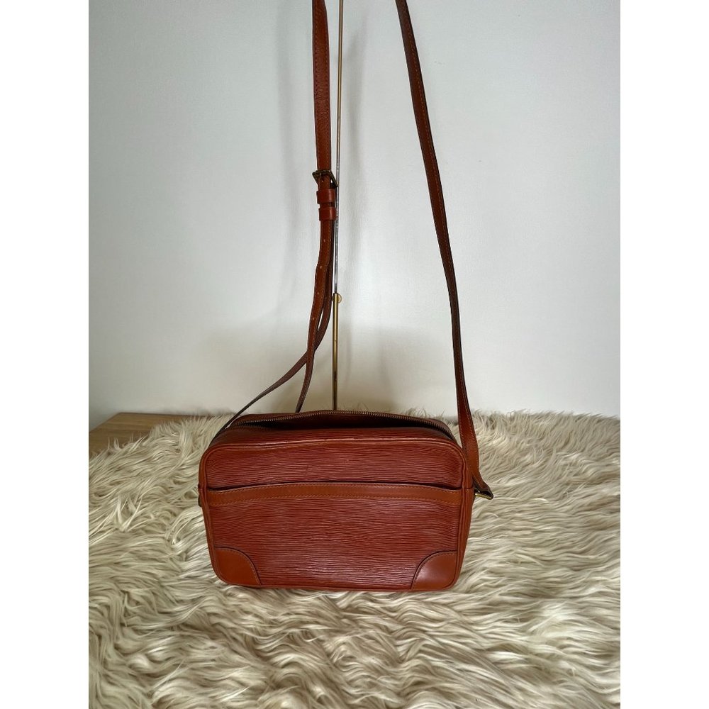 TROCADÉRO LEATHER HANDBAG Louis Vuitton